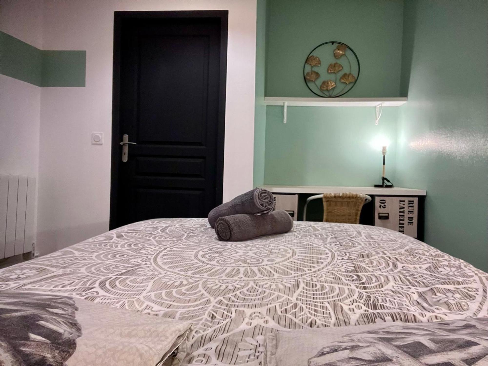 Le Montaigne - Wifi Fibre- Coeur Du Centre Ville-Property Rental Nm Périgueux Dış mekan fotoğraf